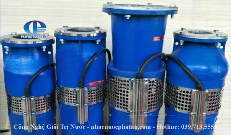 may bom chim dai phun nuoc